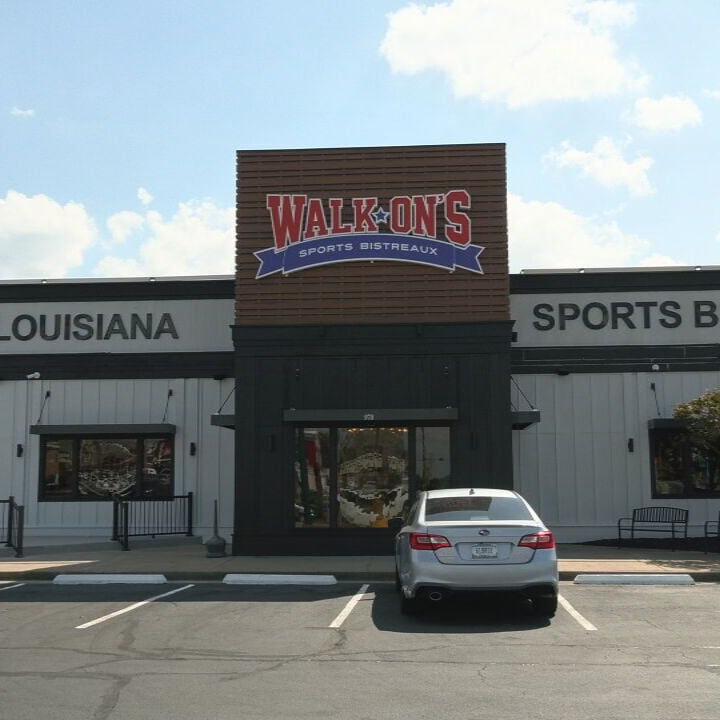 Family-friendly sports bar now open in Clarksville